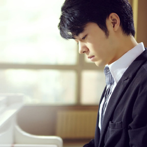 哪灬你的鸣巴好大歌曲原唱
